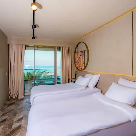 Bueyuek (adults Only) 4*