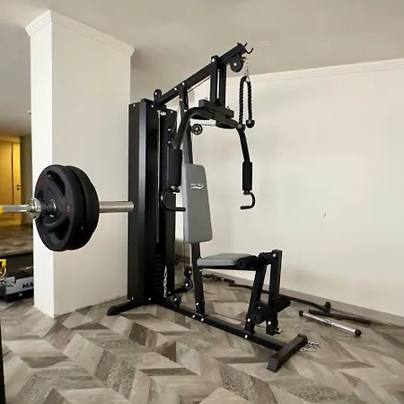 מלון Bueyuek (adults Only)