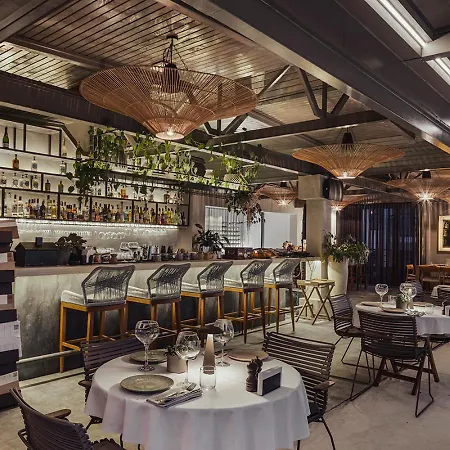 מלון Bueyuek (adults Only) 4*