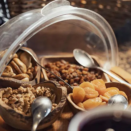 מלון Bueyuek (adults Only)