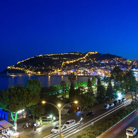 Hotel Büyük 4*