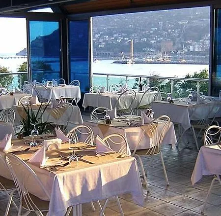 Bueyuek (adults Only) Hotel