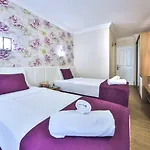 Hotel Bueyuek (adults Only) 4*