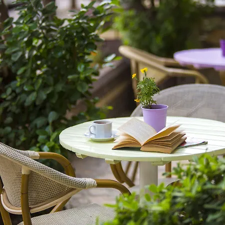 酒店 Bueyuek (adults Only)